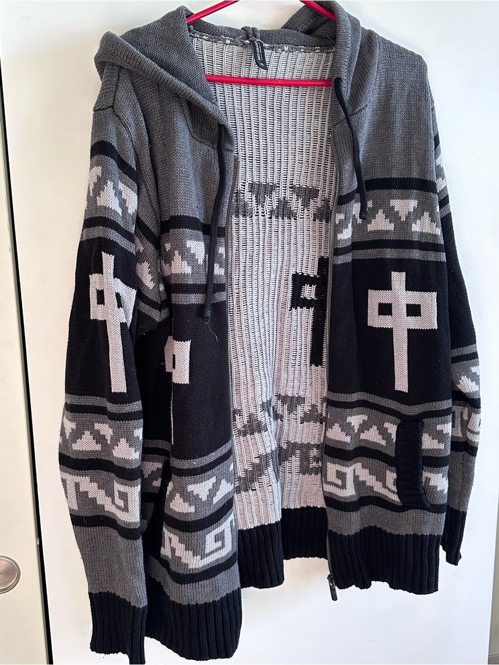 Red Dragon Men's Hooded Zip Cardigan Sweater - Gray & Black Aztec